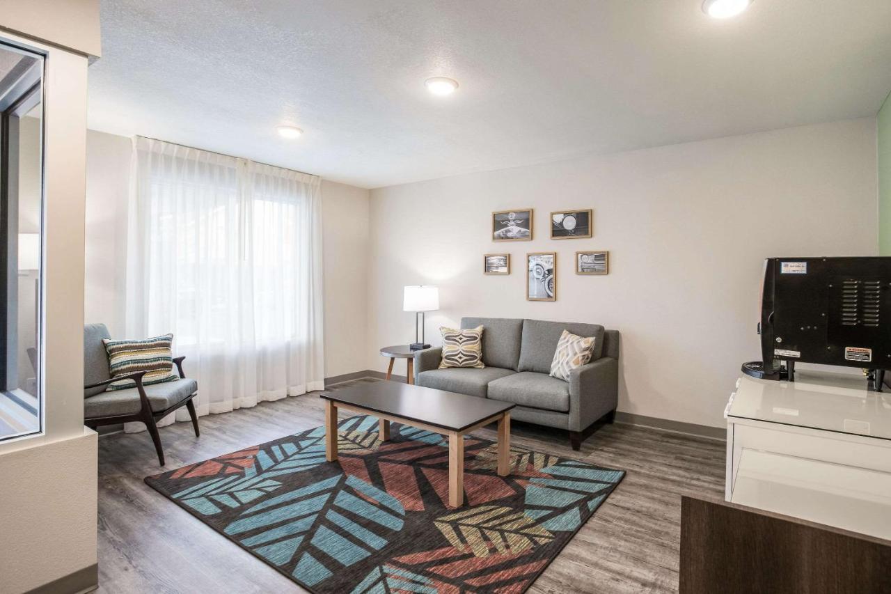 Woodspring Suites Detroit Madison Heights Exterior foto